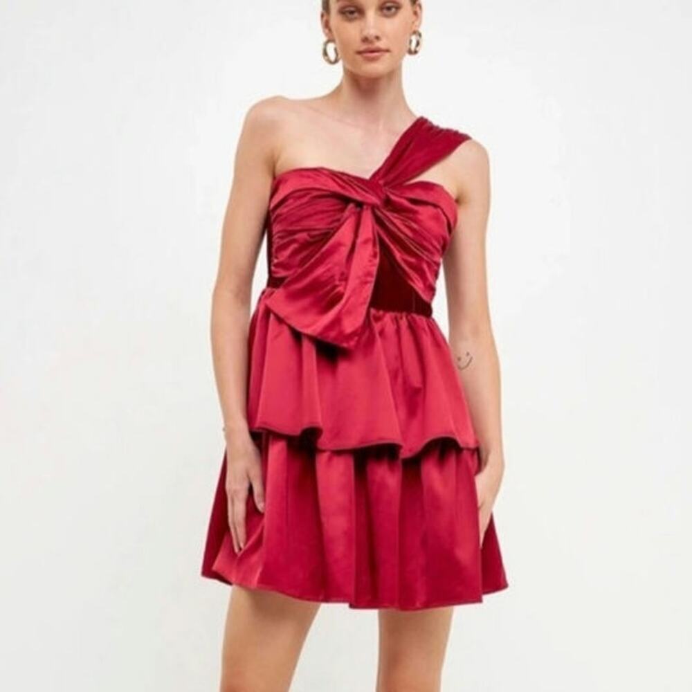 Endless Rose Red Tiered Bow Holiday Christmas Dress Size Medium